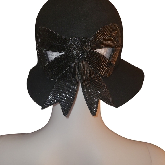 Vintage Amen Wardy Hat Black Wool With Sequin Bow on back of hat - Picture 3 of 4